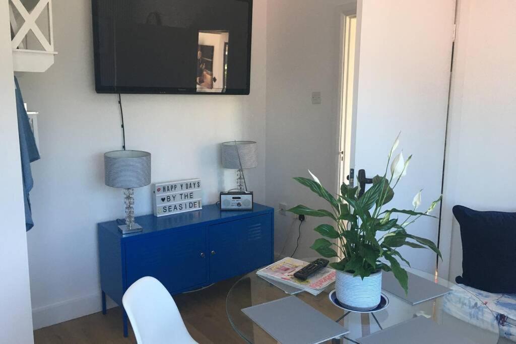 Stylish Holiday Let In Central Broadstairs Apartment Exterior photo