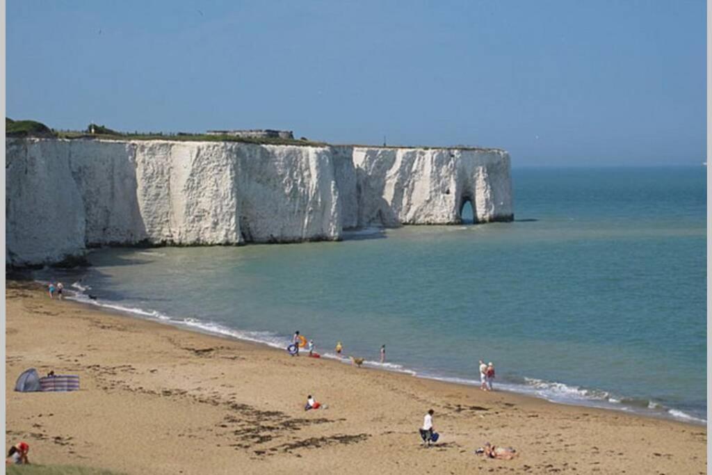 Stylish Holiday Let In Central Broadstairs Apartment Exterior photo